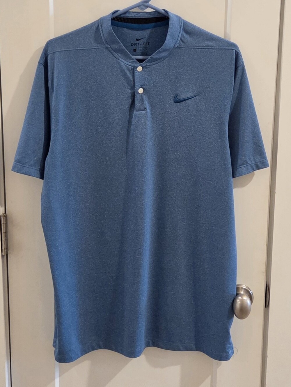 Nike Dri-Fit Blade Collar Golf Polo Shirt - Light Blue Size Medium